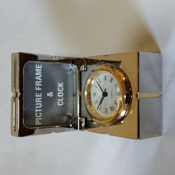 Classe Small Gift Box Clock with Picture Frame in a Black Lined Gift Box - Picture 3 of 10